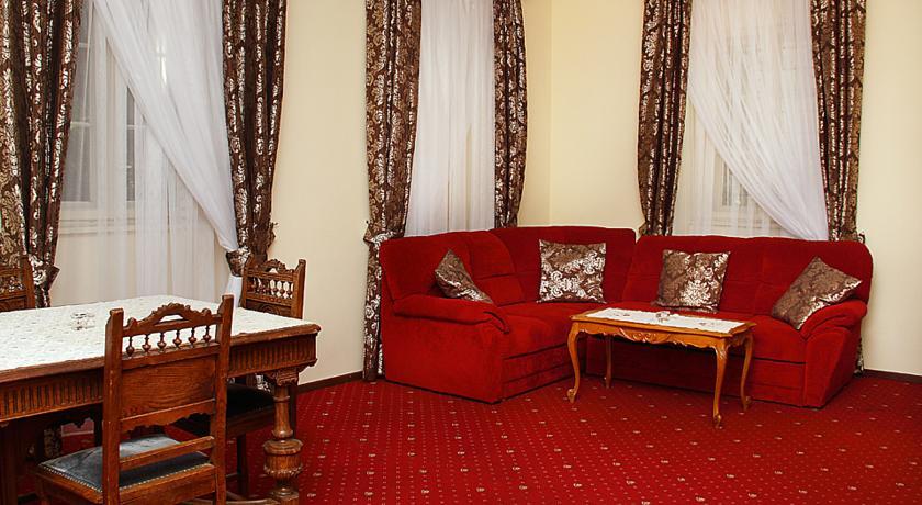 Hotel Przy Oslej Bramie Wałbrzych Esterno foto